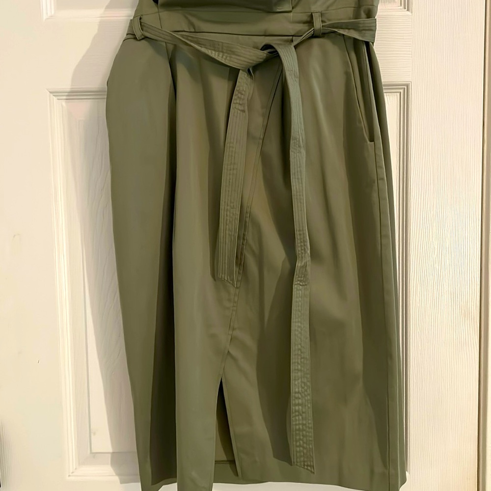 Paper bag waist skirt